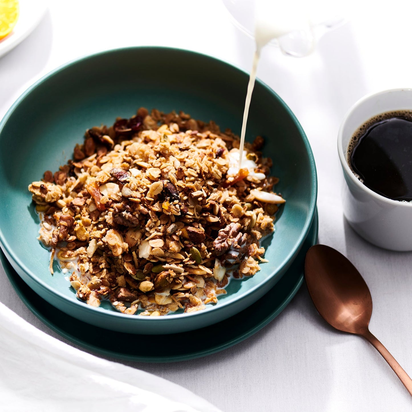 BLAKEAWAY 1kg Granola